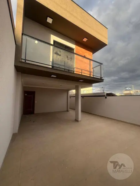 Foto 2 de Casa com 3 quartos à venda, 160m2 em Jardim Ipê, Pocos De Caldas - MG