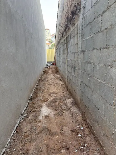 Armazém / Galpão para alugar, 300m2 em Jardim Quisisana, Pocos De Caldas - MG - imagem 3 Foto 3 de Armazém / Galpão para alugar, 300m2 em Jardim Quisisana, Pocos De Caldas - MG