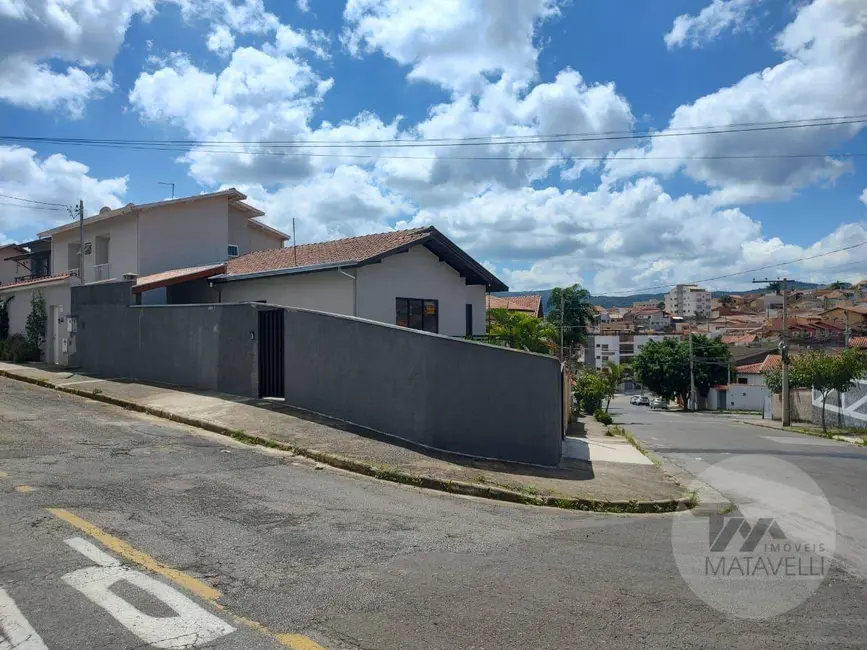 Foto 1 de Casa de Condomínio com 3 quartos à venda, 132m2 em Jardim das Azaléias, Pocos De Caldas - MG