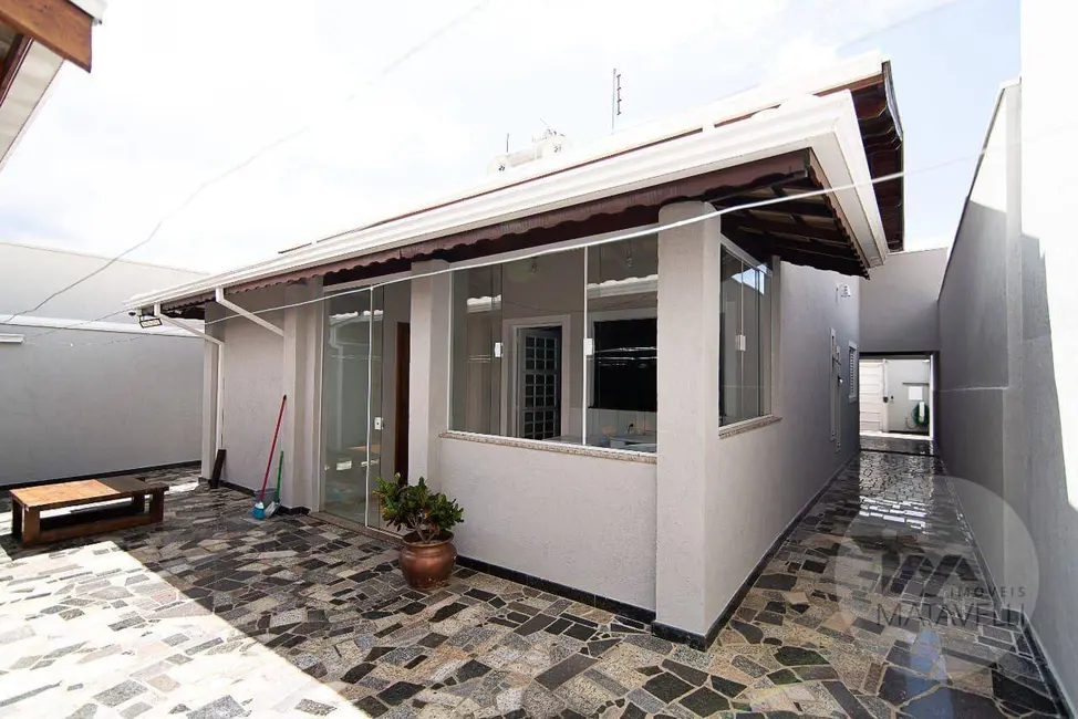 Casa de Condomínio com 3 quartos à venda, 150m2 em Campo das Antas, Pocos De Caldas - MG - imagem 3 Foto 3 de Casa de Condomínio com 3 quartos à venda, 150m2 em Campo das Antas, Pocos De Caldas - MG