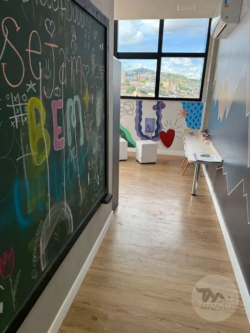 Foto 2 de Apartamento com 3 quartos à venda, 92m2 em Centro, Pocos De Caldas - MG