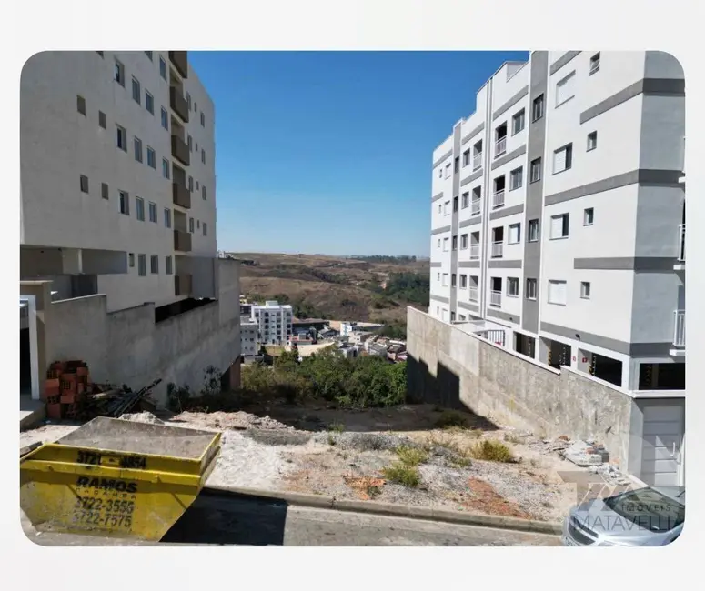 Foto 1 de Terreno / Lote à venda, 471m2 em Pocos De Caldas - MG
