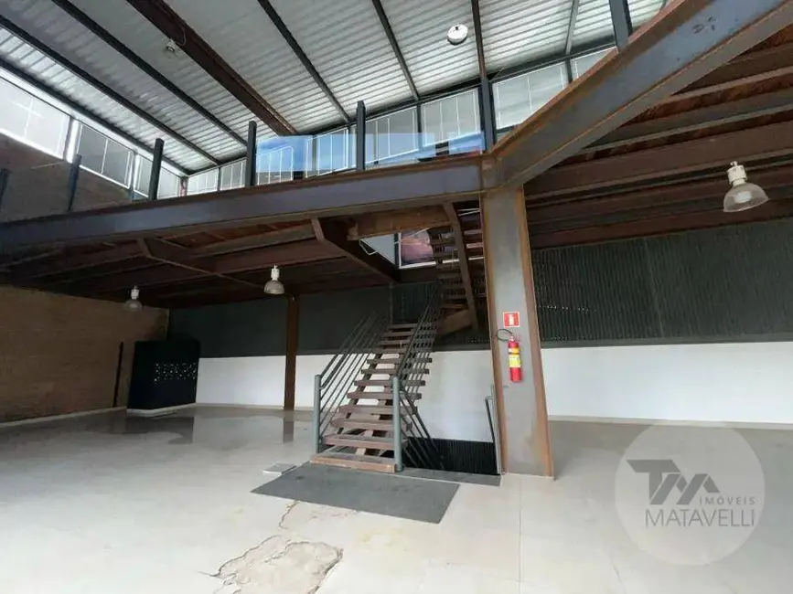 Loja à venda e para alugar, 1825m2 em Bortolan, Pocos De Caldas - MG - imagem 4 Foto 4 de Loja à venda e para alugar, 1825m2 em Bortolan, Pocos De Caldas - MG