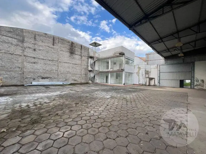 Loja à venda e para alugar, 1825m2 em Bortolan, Pocos De Caldas - MG - imagem 5 Foto 5 de Loja à venda e para alugar, 1825m2 em Bortolan, Pocos De Caldas - MG