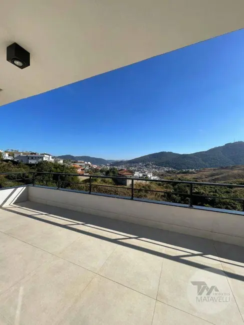 Casa de Condomínio com 3 quartos à venda, 549m2 em Jardim Europa, Pocos De Caldas - MG - imagem 2 Foto 2 de Casa de Condomínio com 3 quartos à venda, 549m2 em Jardim Europa, Pocos De Caldas - MG