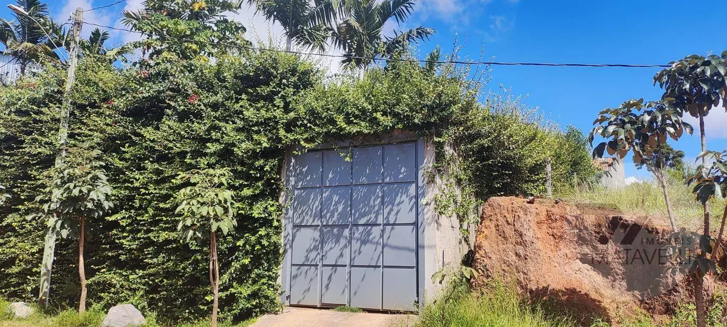 Chácara com 3 quartos à venda, 850m2 em Morada dos Pássaros, Pocos De Caldas - MG - imagem 9 Foto 9 de Chácara com 3 quartos à venda, 850m2 em Morada dos Pássaros, Pocos De Caldas - MG