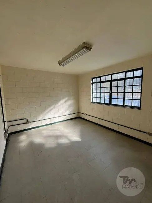 Armazém / Galpão à venda, 500m2 em São José, Pocos De Caldas - MG - imagem 3 Foto 3 de Armazém / Galpão à venda, 500m2 em São José, Pocos De Caldas - MG