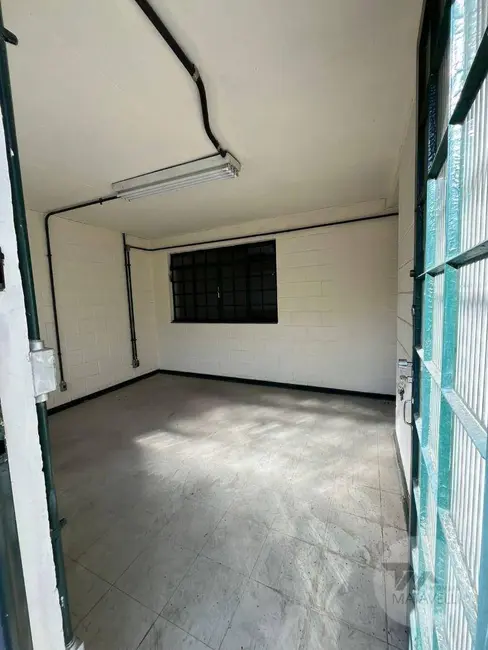 Foto 2 de Armazém / Galpão à venda, 500m2 em São José, Pocos De Caldas - MG