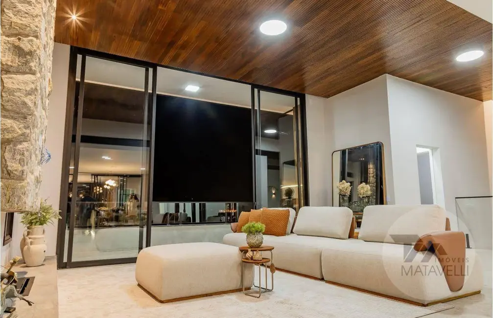 Casa de Condomínio com 3 quartos à venda, 670m2 em Bortolan Sul, Pocos De Caldas - MG - imagem 7 Foto 7 de Casa de Condomínio com 3 quartos à venda, 670m2 em Bortolan Sul, Pocos De Caldas - MG