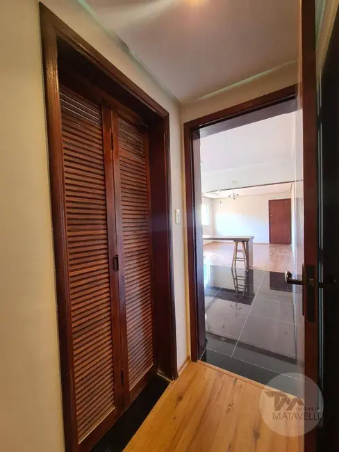 Apartamento com 3 quartos para alugar, 122m2 em Jardim Filipino, Pocos De Caldas - MG - imagem 7 Foto 7 de Apartamento com 3 quartos para alugar, 122m2 em Jardim Filipino, Pocos De Caldas - MG