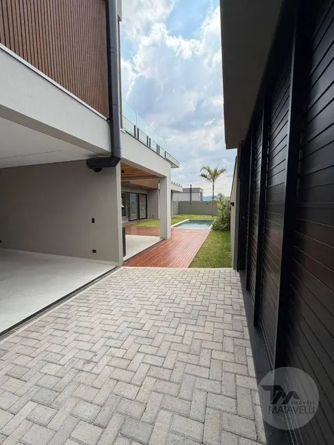 Casa de Condomínio com 3 quartos à venda, 451m2 em Pocos De Caldas - MG - imagem 7 Foto 7 de Casa de Condomínio com 3 quartos à venda, 451m2 em Pocos De Caldas - MG