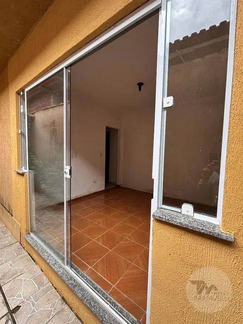 Casa de Condomínio com 3 quartos para alugar, 117m2 em Jardim Esperança, Pocos De Caldas - MG - imagem 2 Foto 2 de Casa de Condomínio com 3 quartos para alugar, 117m2 em Jardim Esperança, Pocos De Caldas - MG