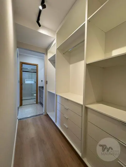 Casa de Condomínio com 2 quartos à venda, 160m2 em Jardim Bandeirantes, Pocos De Caldas - MG - imagem 4 Foto 4 de Casa de Condomínio com 2 quartos à venda, 160m2 em Jardim Bandeirantes, Pocos De Caldas - MG