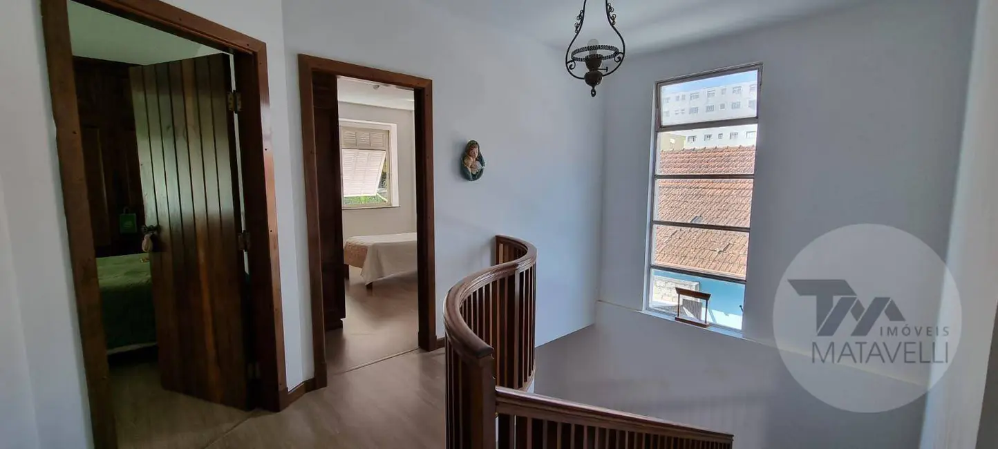 Casa de Condomínio com 5 quartos à venda, 391m2 em Centro, Pocos De Caldas - MG - imagem 4 Foto 4 de Casa de Condomínio com 5 quartos à venda, 391m2 em Centro, Pocos De Caldas - MG