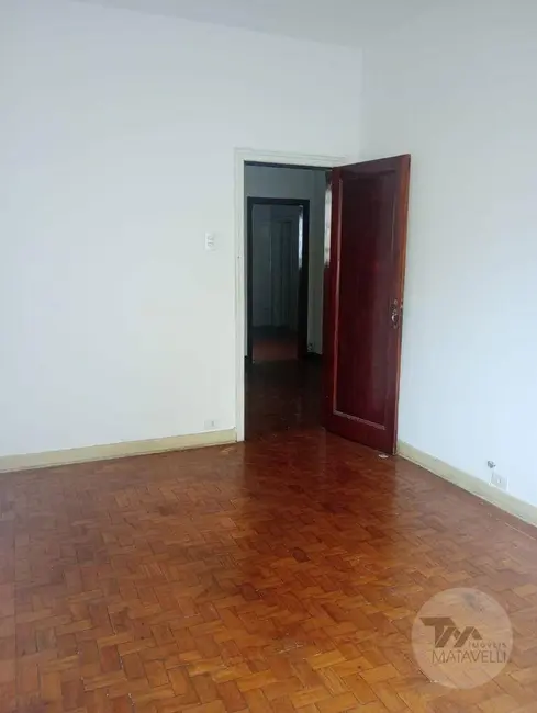 Apartamento com 2 quartos para alugar, 83m2 em Centro, Pocos De Caldas - MG - imagem 8 Foto 8 de Apartamento com 2 quartos para alugar, 83m2 em Centro, Pocos De Caldas - MG