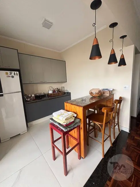 Apartamento com 3 quartos para alugar, 120m2 em Centro, Pocos De Caldas - MG - imagem 8 Foto 8 de Apartamento com 3 quartos para alugar, 120m2 em Centro, Pocos De Caldas - MG