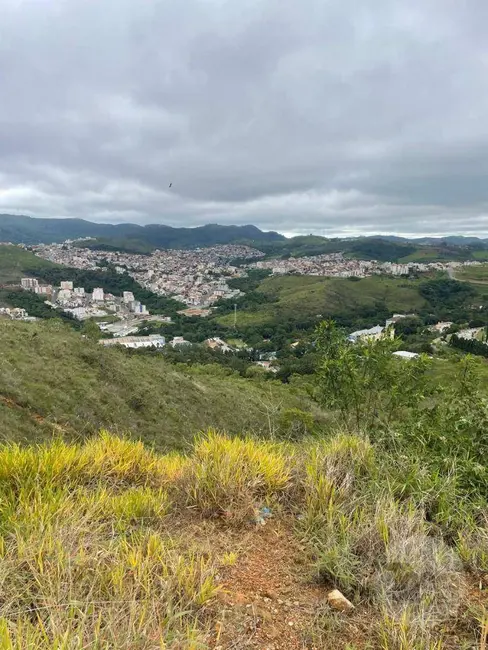 Foto 2 de Terreno / Lote à venda, 250m2 em Jardim Bandeirantes, Pocos De Caldas - MG