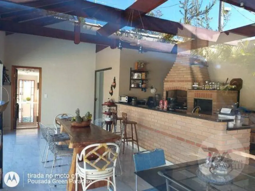 Chácara com 3 quartos à venda, 600m2 em Chácara Santa Bárbara, Pocos De Caldas - MG - imagem 8 Foto 8 de Chácara com 3 quartos à venda, 600m2 em Chácara Santa Bárbara, Pocos De Caldas - MG