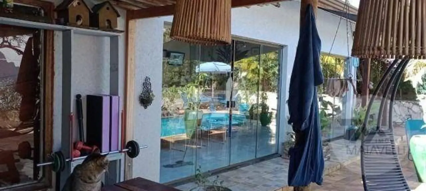 Chácara com 3 quartos à venda, 600m2 em Chácara Santa Bárbara, Pocos De Caldas - MG - imagem 3 Foto 3 de Chácara com 3 quartos à venda, 600m2 em Chácara Santa Bárbara, Pocos De Caldas - MG