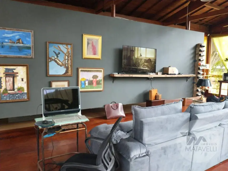 Chácara com 3 quartos à venda, 20330m2 em Pocos De Caldas - MG - imagem 9 Foto 9 de Chácara com 3 quartos à venda, 20330m2 em Pocos De Caldas - MG