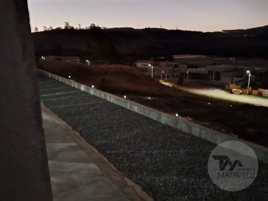Casa de Condomínio com 3 quartos à venda, 2000m2 em Bortolan Sul, Pocos De Caldas - MG - imagem 4 Foto 4 de Casa de Condomínio com 3 quartos à venda, 2000m2 em Bortolan Sul, Pocos De Caldas - MG