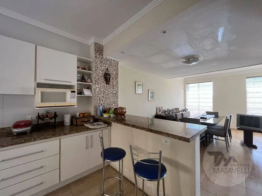 Casa de Condomínio com 3 quartos à venda, 250m2 em Jardim Centenário, Pocos De Caldas - MG - imagem 4 Foto 4 de Casa de Condomínio com 3 quartos à venda, 250m2 em Jardim Centenário, Pocos De Caldas - MG