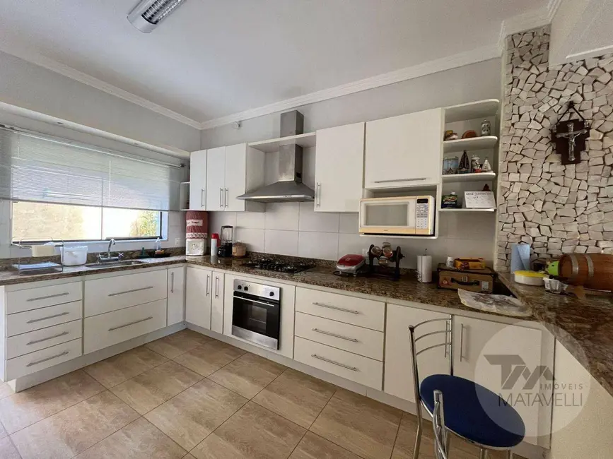 Casa de Condomínio com 3 quartos à venda, 250m2 em Jardim Centenário, Pocos De Caldas - MG - imagem 3 Foto 3 de Casa de Condomínio com 3 quartos à venda, 250m2 em Jardim Centenário, Pocos De Caldas - MG