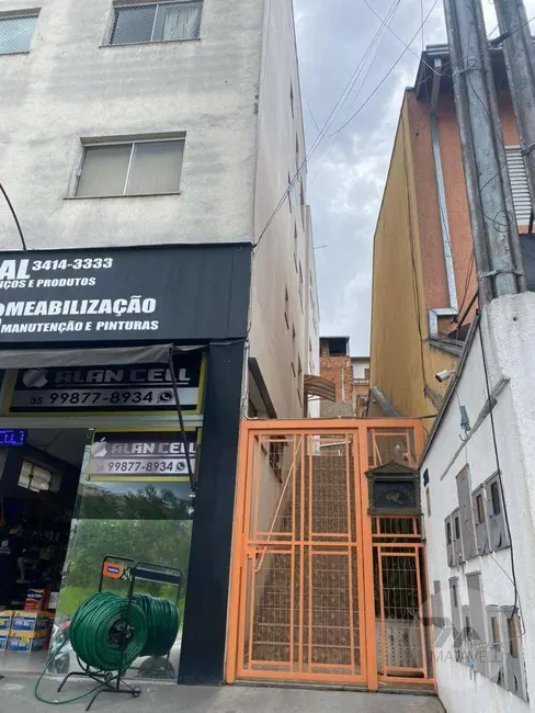 Apartamento com 2 quartos para alugar, 50m2 em Jardim Ipê, Pocos De Caldas - MG - imagem 2 Foto 2 de Apartamento com 2 quartos para alugar, 50m2 em Jardim Ipê, Pocos De Caldas - MG