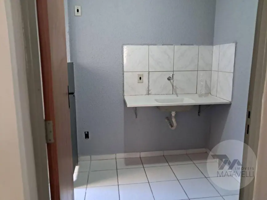 Apartamento com 2 quartos para alugar, 48m2 em Jardim Itamaraty V, Pocos De Caldas - MG - imagem 9 Foto 9 de Apartamento com 2 quartos para alugar, 48m2 em Jardim Itamaraty V, Pocos De Caldas - MG