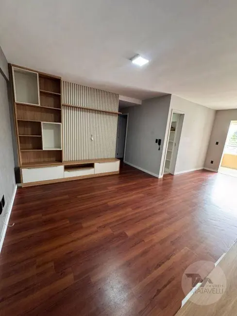 Foto 2 de Apartamento com 2 quartos à venda, 74m2 em Jardim Country Club, Pocos De Caldas - MG