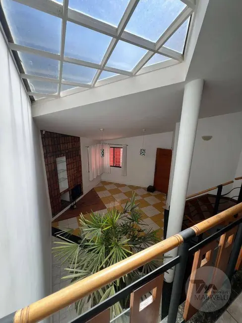 Foto 2 de Casa com 4 quartos à venda, 360m2 em Jardim Novo Mundo, Pocos De Caldas - MG