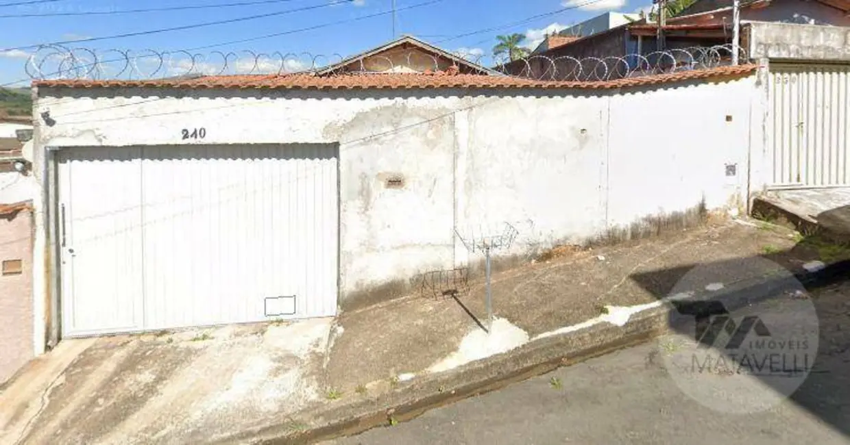 Casa de Condomínio com 3 quartos à venda, 241m2 em Conjunto Habitacional Pedro Afonso Junqueira, Pocos De Caldas - MG - imagem 2 Foto 2 de Casa de Condomínio com 3 quartos à venda, 241m2 em Conjunto Habitacional Pedro Afonso Junqueira, Pocos De Caldas - MG
