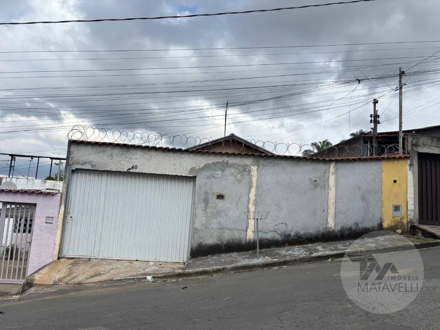Casa de Condomínio com 3 quartos à venda, 241m2 em Conjunto Habitacional Pedro Afonso Junqueira, Pocos De Caldas - MG - imagem 4 Foto 4 de Casa de Condomínio com 3 quartos à venda, 241m2 em Conjunto Habitacional Pedro Afonso Junqueira, Pocos De Caldas - MG