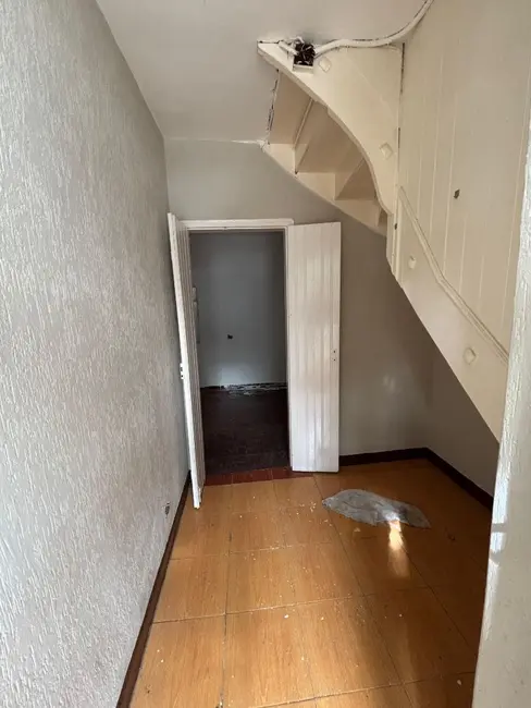 Foto 3 de Casa de Condomínio com 2 quartos para alugar, 60m2 em Centro, Pocos De Caldas - MG