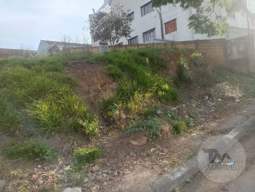 Foto 3 de Terreno / Lote à venda, 600m2 em Vila Togni, Pocos De Caldas - MG
