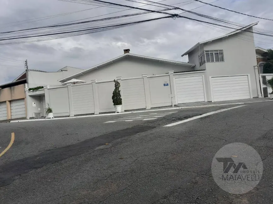 Foto 2 de Casa de Condomínio com 3 quartos à venda, 250m2 em Vila Togni, Pocos De Caldas - MG
