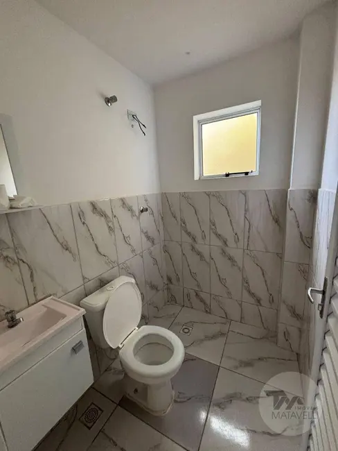 Casa com 2 quartos para alugar, 80m2 em Vila Cruz, Pocos De Caldas - MG - imagem 6 Foto 6 de Casa com 2 quartos para alugar, 80m2 em Vila Cruz, Pocos De Caldas - MG