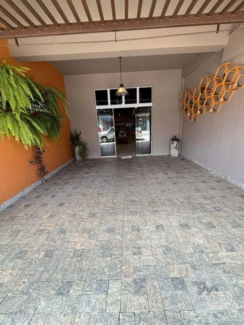 Loja para alugar, 130m2 em São Domingos, Pocos De Caldas - MG - imagem 5 Foto 5 de Loja para alugar, 130m2 em São Domingos, Pocos De Caldas - MG