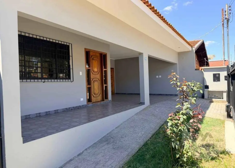 Casa de Condomínio com 3 quartos à venda, 300m2 em Jardim Novo Mundo, Pocos De Caldas - MG - imagem 2 Foto 2 de Casa de Condomínio com 3 quartos à venda, 300m2 em Jardim Novo Mundo, Pocos De Caldas - MG
