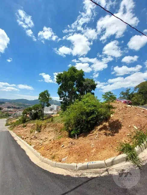 Foto 1 de Terreno / Lote à venda, 455m2 em Jardim Bandeirantes, Pocos De Caldas - MG