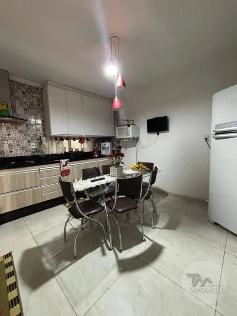Casa de Condomínio com 2 quartos à venda, 163m2 em Dom Bosco, Pocos De Caldas - MG - imagem 6 Foto 6 de Casa de Condomínio com 2 quartos à venda, 163m2 em Dom Bosco, Pocos De Caldas - MG