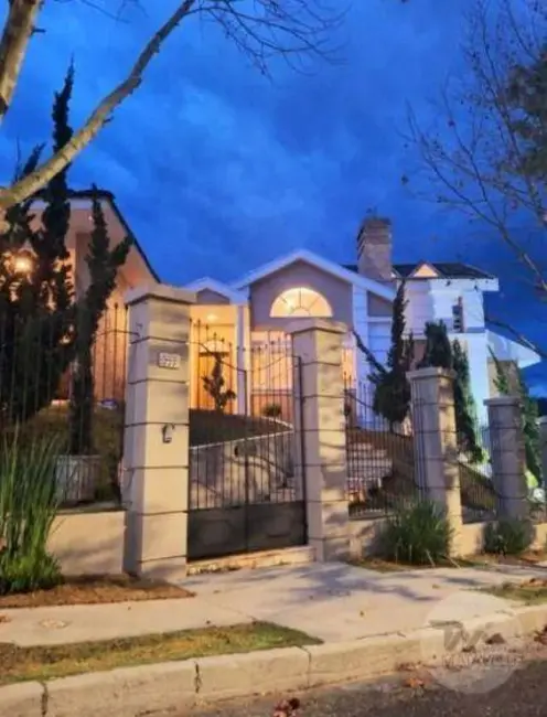 Casa de Condomínio com 3 quartos à venda, 690m2 em Jardim Europa, Pocos De Caldas - MG - imagem 1 Foto 1 de Casa de Condomínio com 3 quartos à venda, 690m2 em Jardim Europa, Pocos De Caldas - MG
