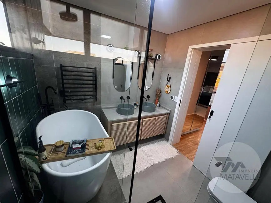Casa de Condomínio com 3 quartos à venda, 685m2 em Bortolan Sul, Pocos De Caldas - MG - imagem 4 Foto 4 de Casa de Condomínio com 3 quartos à venda, 685m2 em Bortolan Sul, Pocos De Caldas - MG