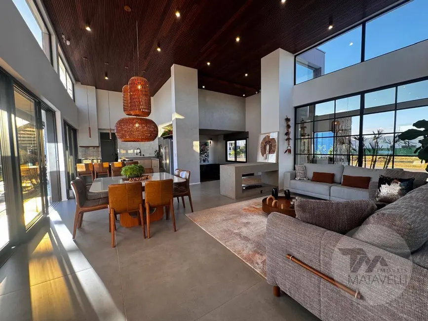 Casa de Condomínio com 3 quartos à venda, 685m2 em Bortolan Sul, Pocos De Caldas - MG - imagem 8 Foto 8 de Casa de Condomínio com 3 quartos à venda, 685m2 em Bortolan Sul, Pocos De Caldas - MG