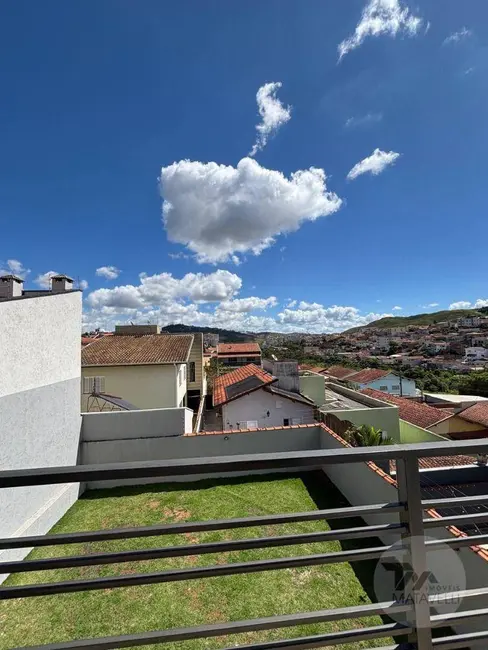 Foto 1 de Casa de Condomínio com 4 quartos à venda, 300m2 em Jardim Amaryllis, Pocos De Caldas - MG