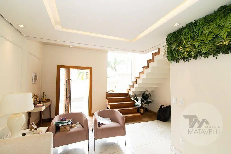 Casa de Condomínio com 4 quartos à venda, 300m2 em Vila Bela, Pocos De Caldas - MG - imagem 8 Foto 8 de Casa de Condomínio com 4 quartos à venda, 300m2 em Vila Bela, Pocos De Caldas - MG
