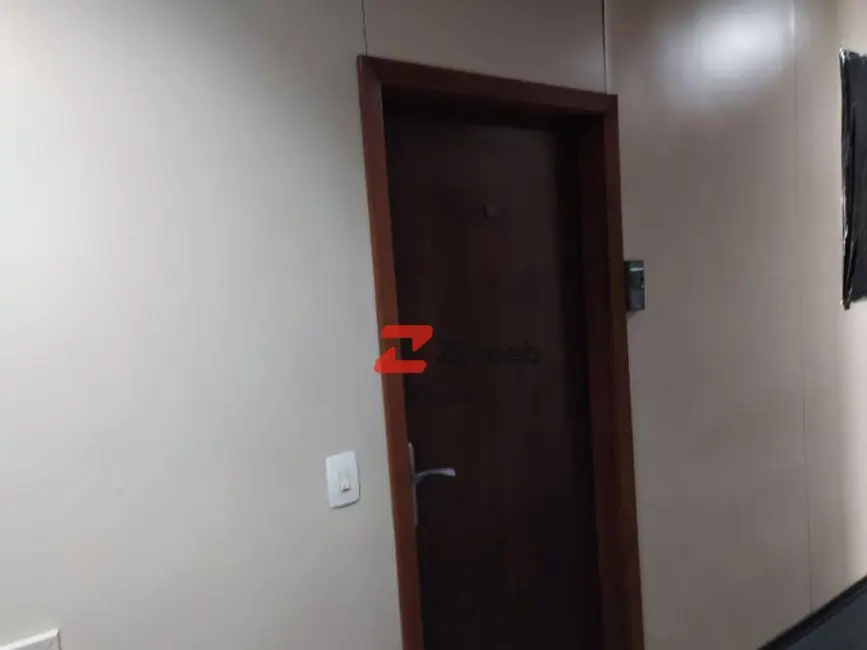 Sala Comercial à venda, 45m2 em Centro, Rio De Janeiro - RJ - imagem 9 Foto 9 de Sala Comercial à venda, 45m2 em Centro, Rio De Janeiro - RJ