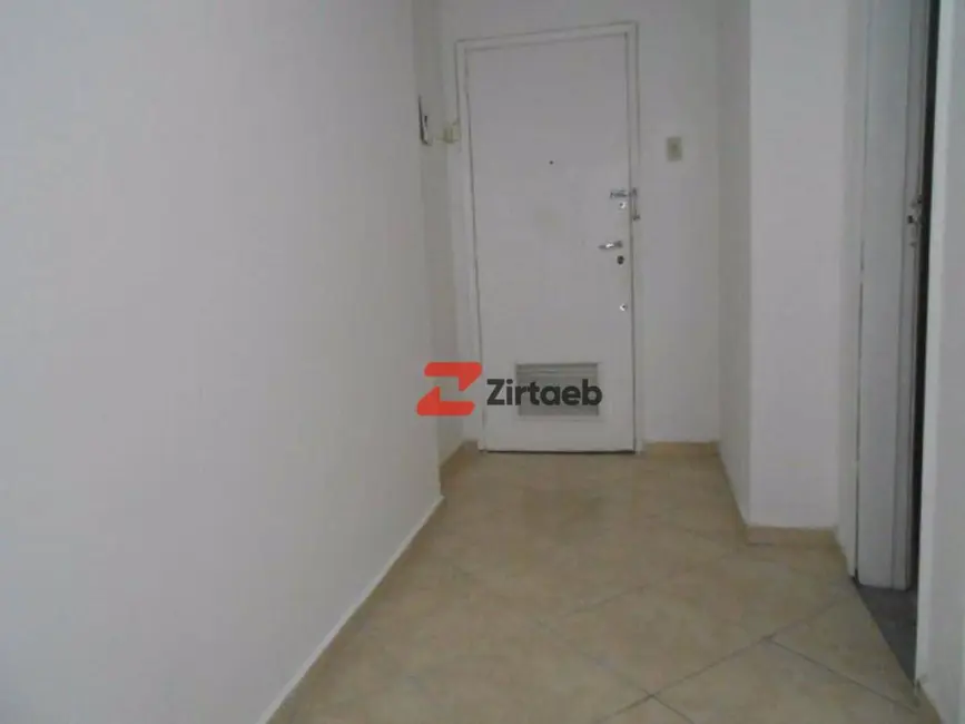 Sala Comercial para alugar, 28m2 em Centro, Rio De Janeiro - RJ - imagem 7 Foto 7 de Sala Comercial para alugar, 28m2 em Centro, Rio De Janeiro - RJ