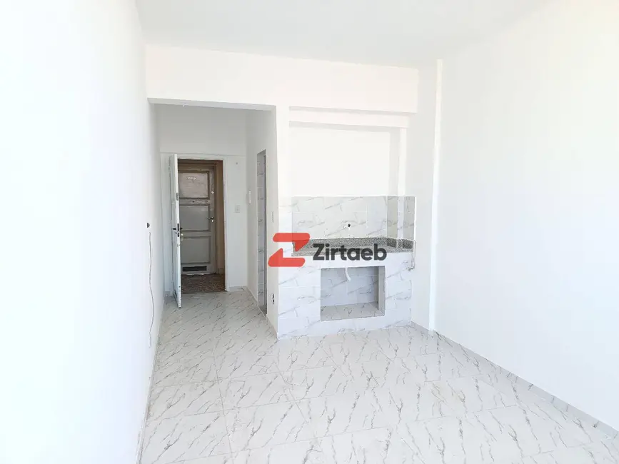 Apartamento com 1 quarto para alugar, 26m2 em Centro, Rio De Janeiro - RJ - imagem 9 Foto 9 de Apartamento com 1 quarto para alugar, 26m2 em Centro, Rio De Janeiro - RJ