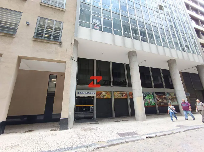 Sala Comercial para alugar, 36m2 em Centro, Rio De Janeiro - RJ - imagem 1 Foto 1 de Sala Comercial para alugar, 36m2 em Centro, Rio De Janeiro - RJ